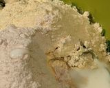 A picture of step 1 of Methi Thepala.