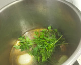 Foto del paso 4 de la receta: Sopa de pollo casera en olla