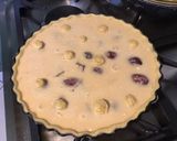 Une image de l'étape 9 de Tarte aux prunes (pâte brisée épeautre, lait, fleur d'oranger).