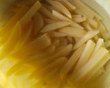 Foto langkah ke 1 dari resep Kentang Goreng gurih.