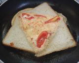 A picture of step 2 of Egg sandwich.