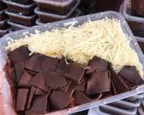 Foto langkah ke 6 dari resep Brownies, Lembut, lembap.