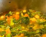Foto del paso 6 de la receta: Potaje de grelos con chistorra