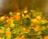 Foto del paso 6 de la receta: Potaje de grelos con chistorra