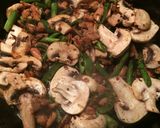 Foto del paso 7 de la receta: Pollo con vegetales al coco y curry