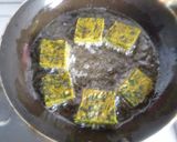 पालक वडी (palak vadi recipe in marathi) रेसिपी स्टेप 3 फोटो 