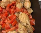 Foto del passaggio 3 della ricetta Pollo al pomodoro e cipolla ricetta di riciclo