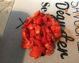 Une image de l'étape 2 de Courgettes au jambon, poivron, tomates, abricots secs et citron confit.