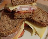 Foto del paso 1 de la receta: Sándwich pan multicereales con fiambre carne y Queso mahon