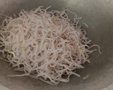 Foto langkah ke 5 dari resep Mie Sagu Goreng Khas Riau.