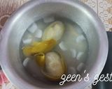 A picture of step 1 of Summer Special Hyderabadi Aab Shola or Kairi ka Sharbat.