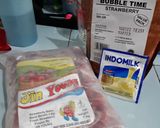 Foto langkah ke 1 dari resep Strawberry Ice Blend.