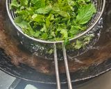 A picture of step 2 of Panipuri kurmura.