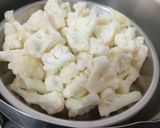 Foto langkah ke 5 dari resep Tumis kembang kol saos tiram.