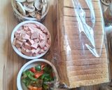 عکس مرحله 1 از دستور پیتزا با نون تست🥪