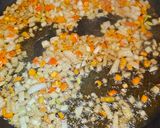 Foto del paso 2 de la receta: Arroz con pluma ibérica con socarrat