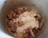 A picture of step 5 of Aloo Goasht.