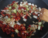 Foto del paso 4 de la receta: Solomillo de cerdo en salsa de soja y miel