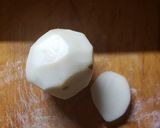 A picture of step 1 of Croc pot mashed potatoes.