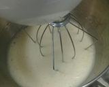 A picture of step 1 of Buksamat Pistacio Cake.