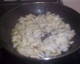 Foto del paso 4 de la receta Rape con caldo de pescado y leche