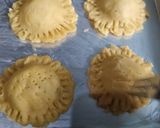 Foto langkah ke 7 dari resep *Chicken Pie*.
