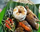 Foto langkah ke 3 dari resep Nasi Liwet Magicom (1211).