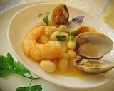Foto del paso 14 de la receta Alubias con almejas y gambas