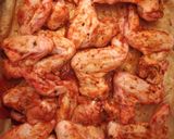 Mézes - chilis csirkeszárny recept fázis 1 fotója