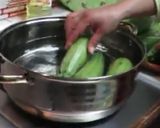 Foto del paso 1 de la receta: Calabacitas rellenas al horno