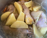 Foto del paso 3 de la receta: Pollo arvejado con arroz 🍗