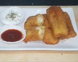 A picture of step 4 of Chicken cheese bread roll.