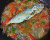 Foto langkah ke 6 dari resep Tumis Ikan Asin Peda.