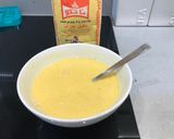 A picture of step 1 of Pithla/Jhunka/Zunka (gramflour porridge).