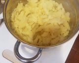 Paprikàs krumplis penne tésztából recept fázis 3 fotója