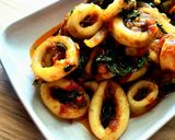 Foto langkah ke 5 dari resep Cumi Pedas Kemangi.