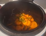 Une image de l'étape 2 de Joue de boeuf, carotte et cornichon.