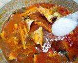 Gambar langkah 7 resipi Asam Pedas Melaka.