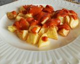 A picture of step 8 of Patatas Bravas.
