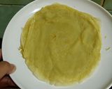 Foto langkah ke 3 dari resep Matcha Crepe Roll Cake.
