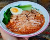 Foto langkah ke 5 dari resep Bihun Ayam Kuah Seblak.