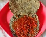 A picture of step 4 of Pearl millet flour garlic - cheesy rotla.