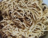 Foto langkah ke 1 dari resep Mie Kuning Basah Goreng.