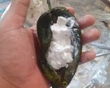 Foto del paso 4 de la receta: Rollo de chile hojaldrado