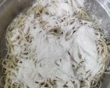 A picture of step 2 of Chinese bhel.