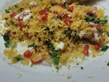 સમોસા ચાટ (Samosa Chaat Recipe in Gujarati)