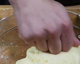 A picture of step 3 of Potatoes smileys snacks!!!!.