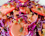 Foto del paso 10 de la receta: Ensalada de lombarda con vinagreta de fresones