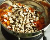 A picture of step 1 of Mushroom Risotto.