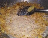 A picture of step 4 of Apple cinnamon Modak.